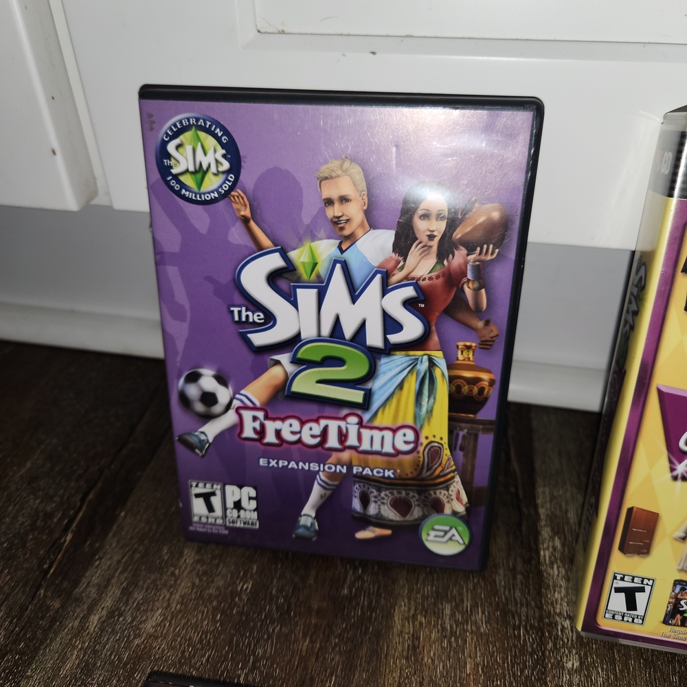The Sims 2 and 3 PC Game Collection - Picture 4 of 13